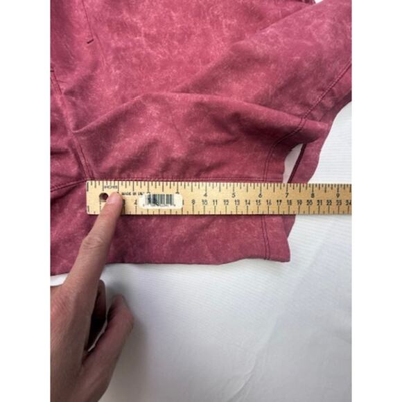 Lululemon T.H.E. Short 7” Linerless – Mineral Wash Red/Maroon Size Medium - Picture 5 of 11